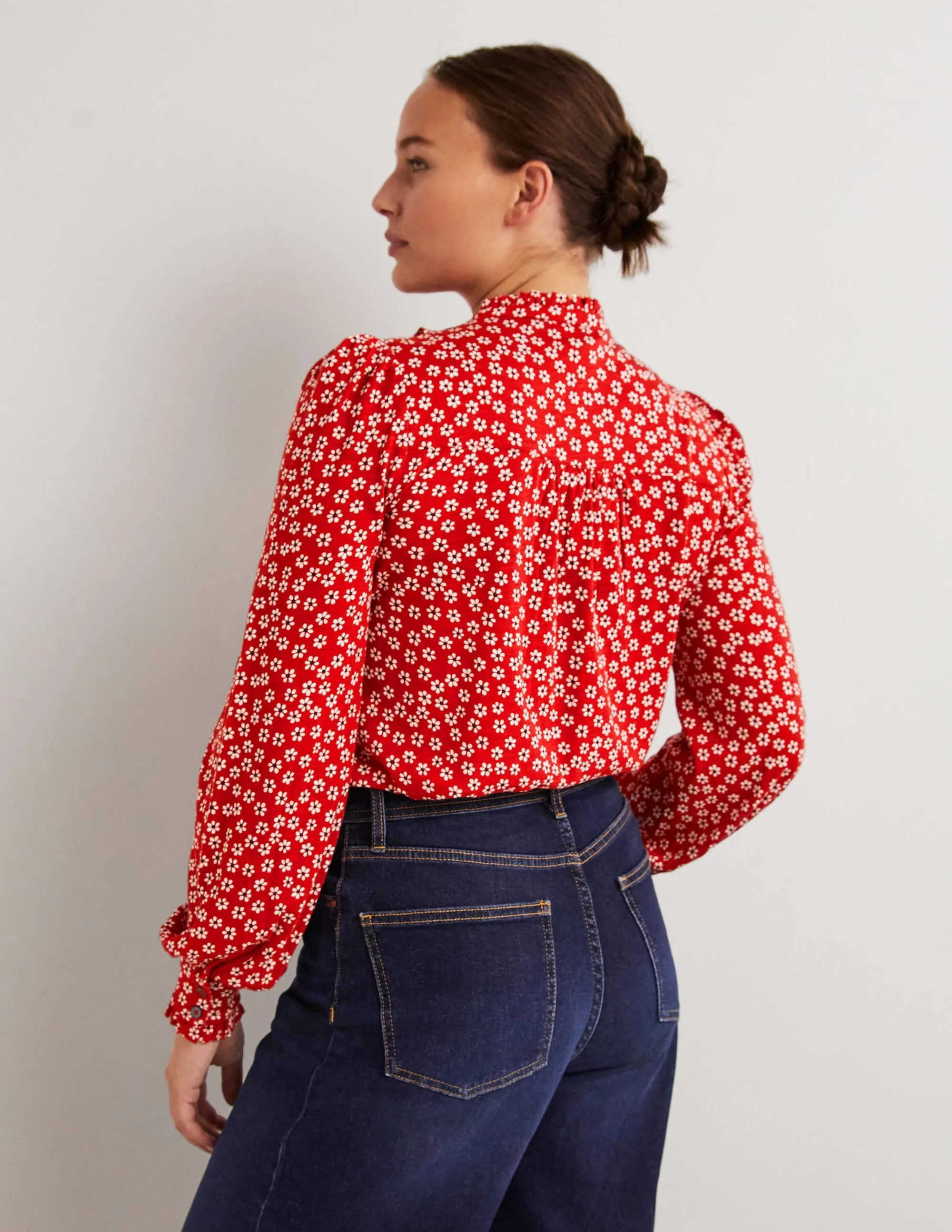 Ruffle Jersey Shirt-Poinsettia, Daises